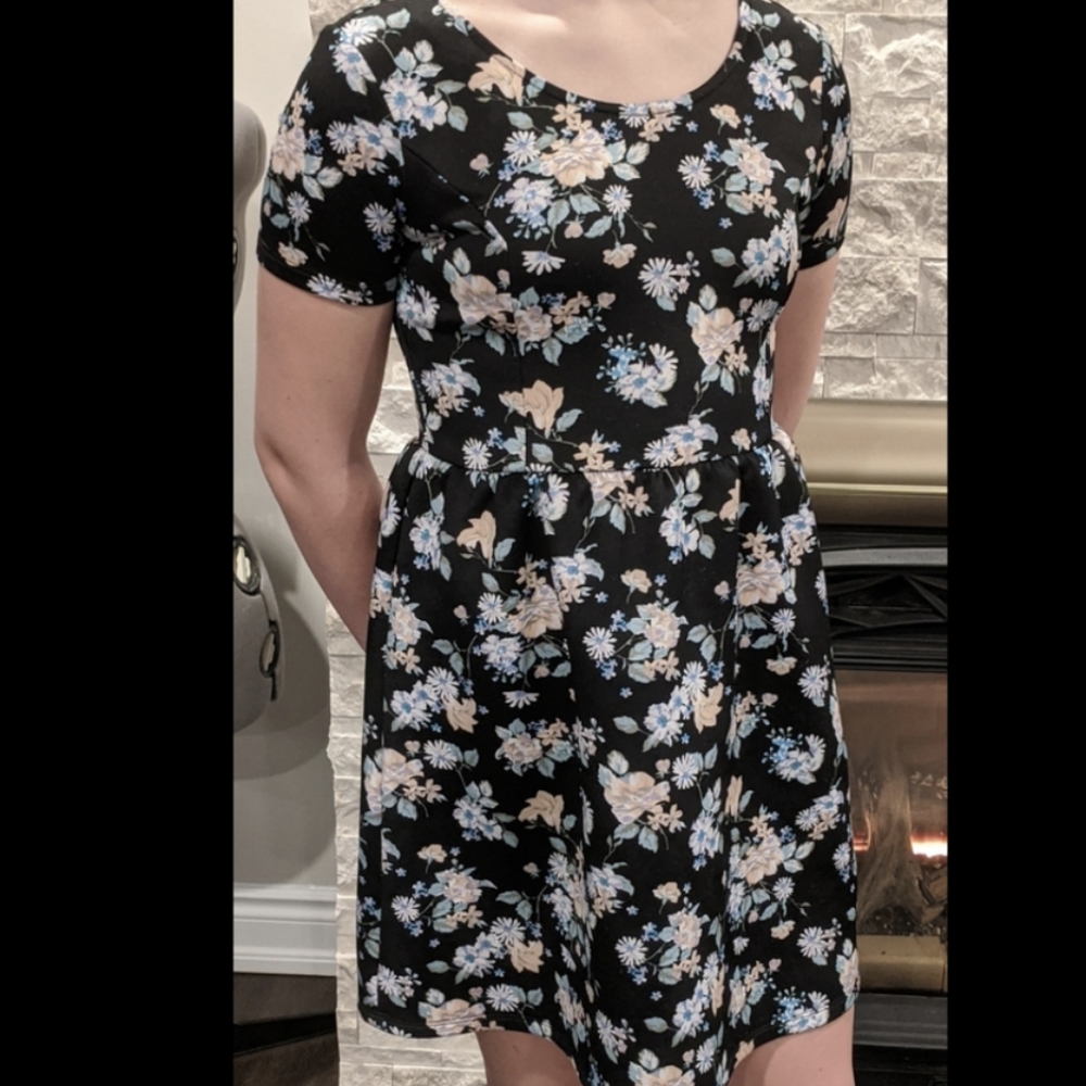 Girls floral short sleeve Dress